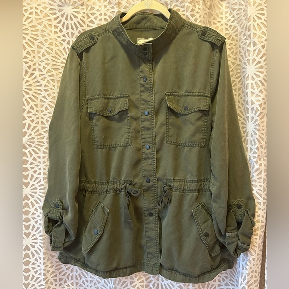 LOFT Utility Jacket - Picture 1 of 10